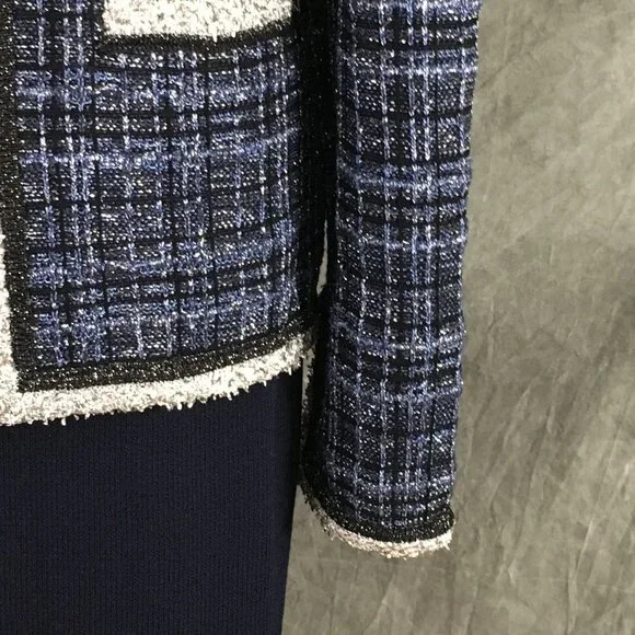 BEAUTIFUL st john knit Blue silver shimmer jacket skirt suit size 8 10 - Picture 6 of 10